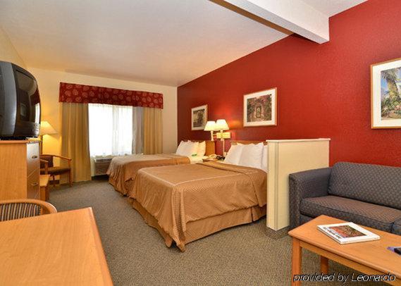 Comfort Suites Palm Desert I-10 Номер фото